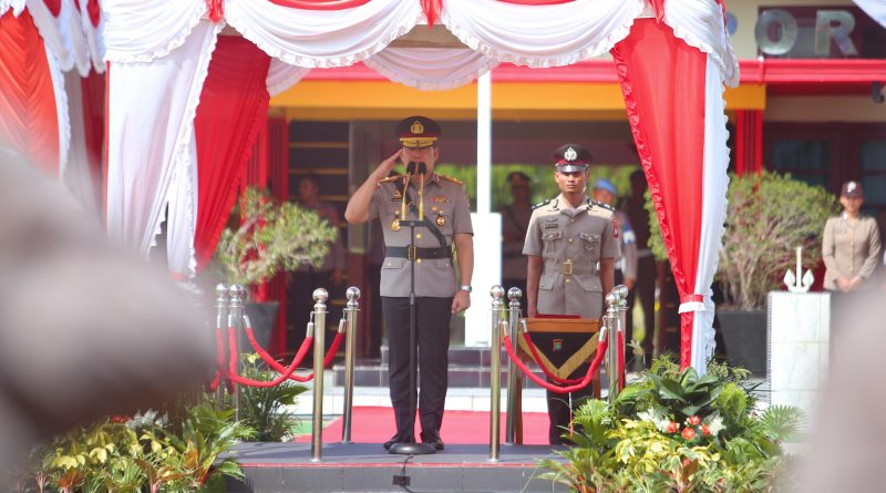 WAKAPOLDA KEPRI PIMPIN UPACARA PEMBUKAAN PENDIDIKAN BINTARA POLRI T.A. 2025 DI SPN TANJUNG BATU