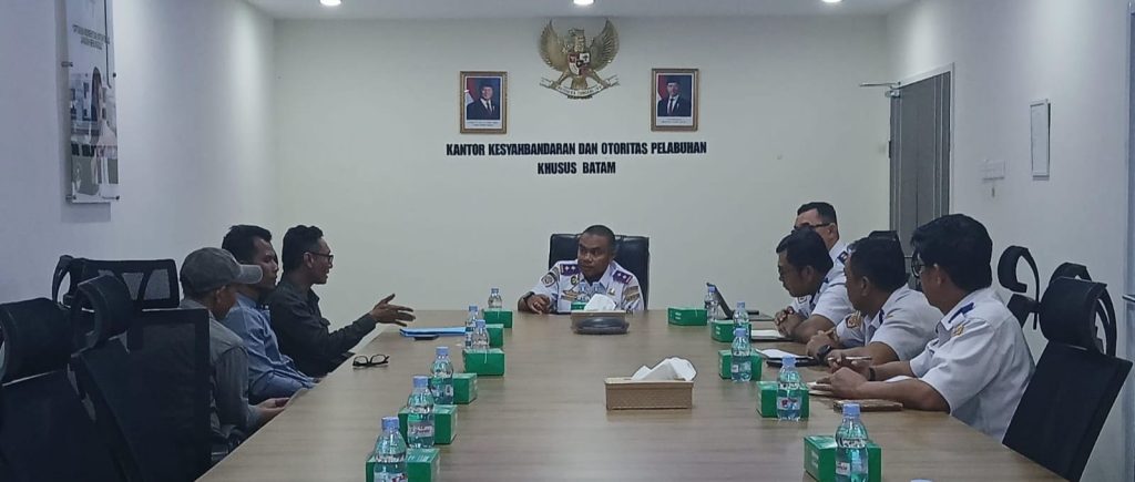 Antara Dermaga dan Daratan: Diskusi Hangat PWI Batam dan KSOP Khusus Batam